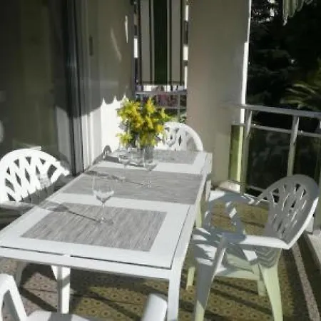 Sleeps 3 Wifi T692735 *