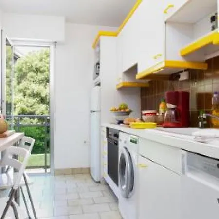 Sleeps 3 Wifi T692735 *